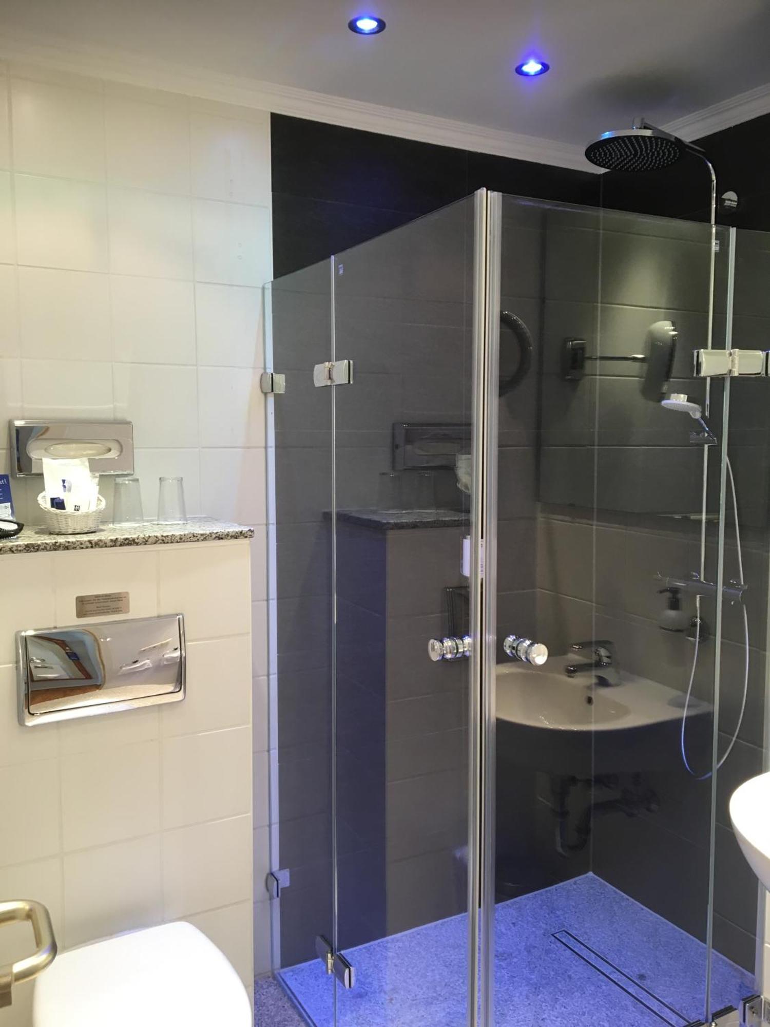 Hotel Self-service By Savoy