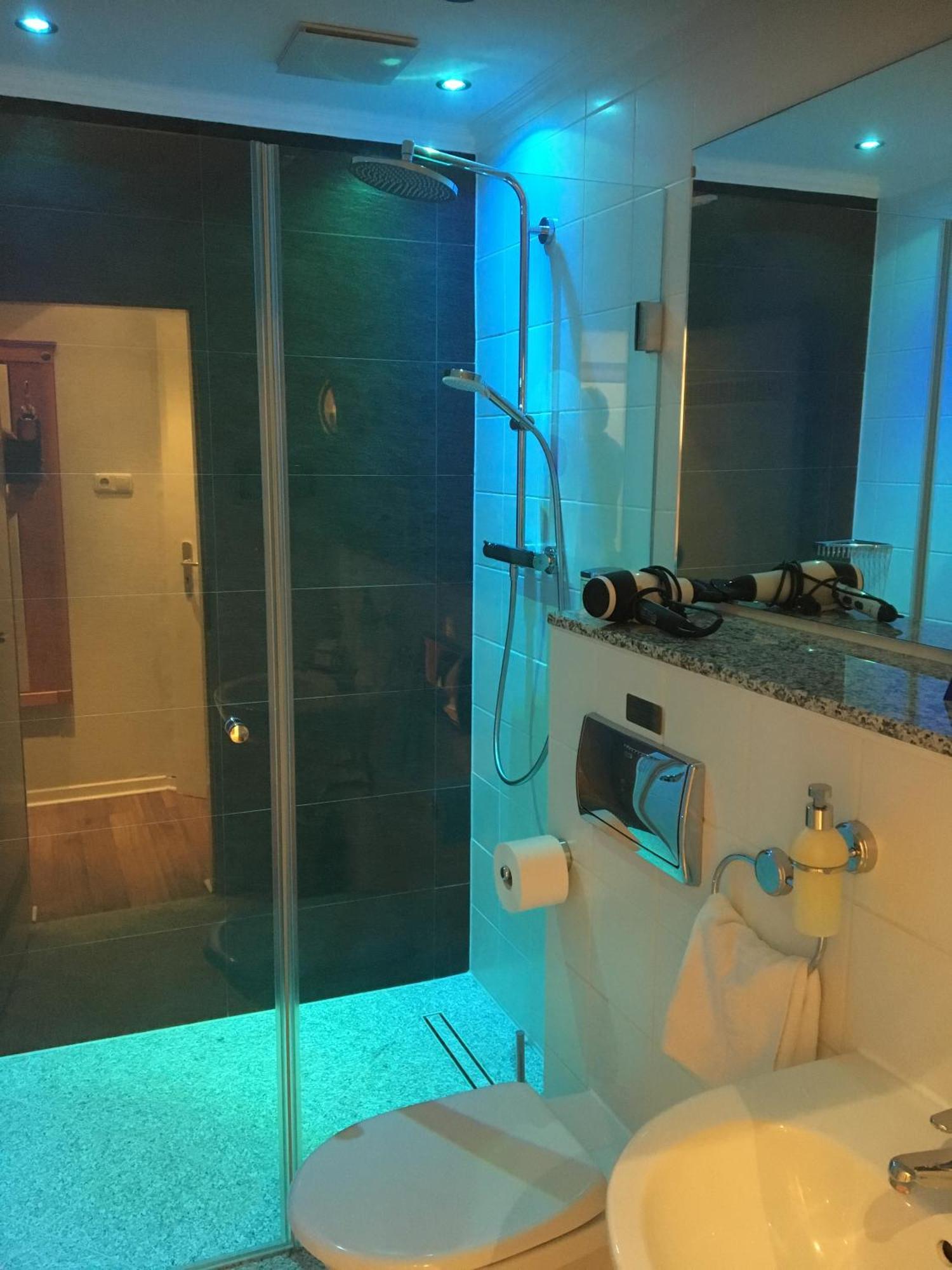 Self-service By Savoy Hotel Hannover